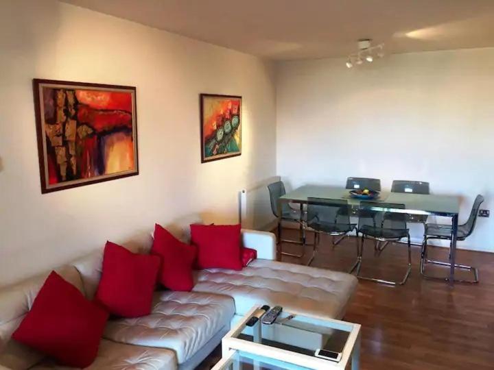 Séjour chez l'habitant 1 Or 2 Ppl Near Excel, O2, Canary Wharf - *